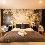 فندق مبيت وإفطار Domaine Le Rucher Des Combes Fleurac (Dordogne)