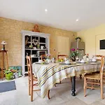 Domaine Le Rucher Des Combes 3*