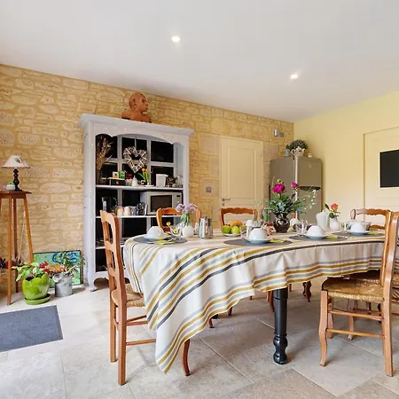 Domaine Le Rucher Des Combes 3*