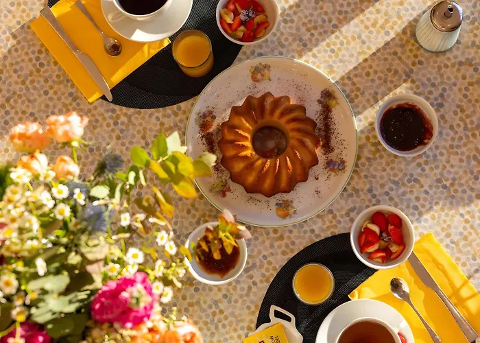 Domaine Le Rucher Des Combes Bed and Breakfast